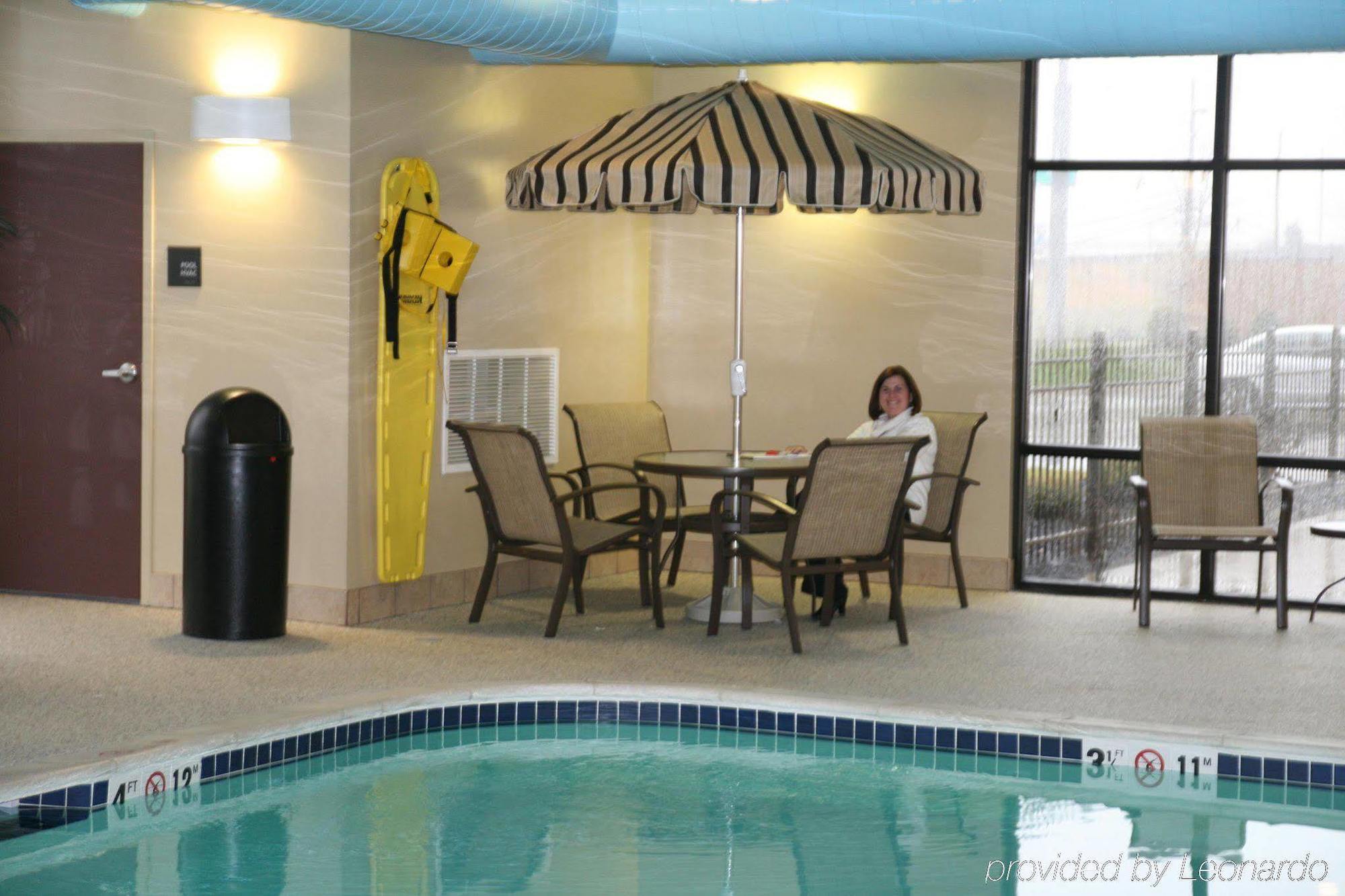 Hampton Inn & Suites Toledo-Perrysburg Rossford Facilities photo