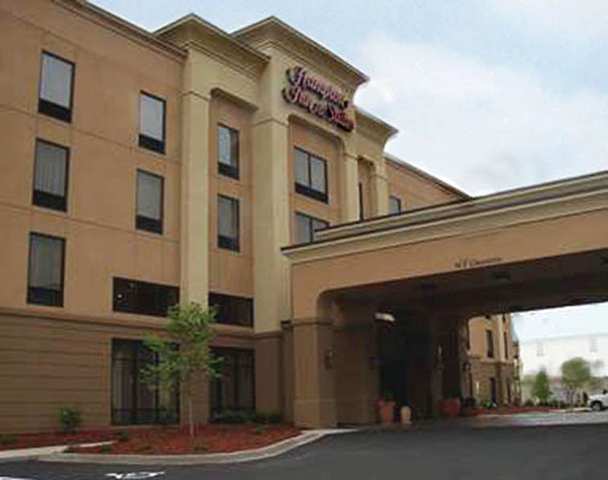 Hampton Inn & Suites Toledo-Perrysburg Rossford Exterior photo